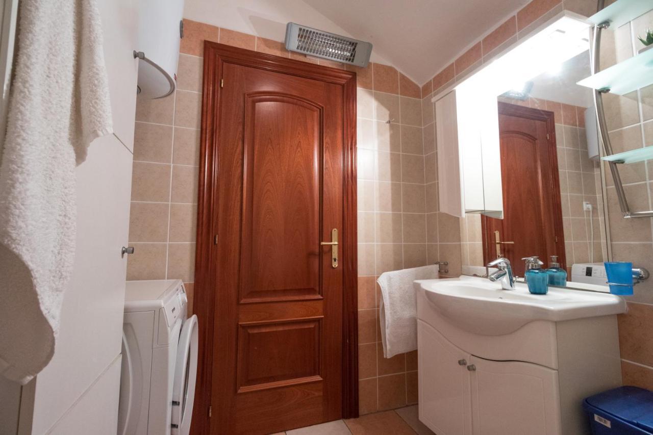 Apartman Nena Turanj Εξωτερικό φωτογραφία